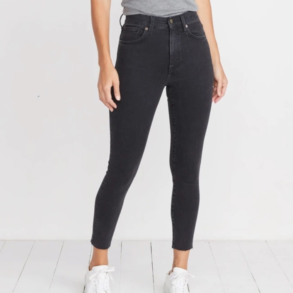 MARINE LAYER BLACK JEANS!!